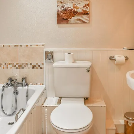 Woodys بيت للعطل *